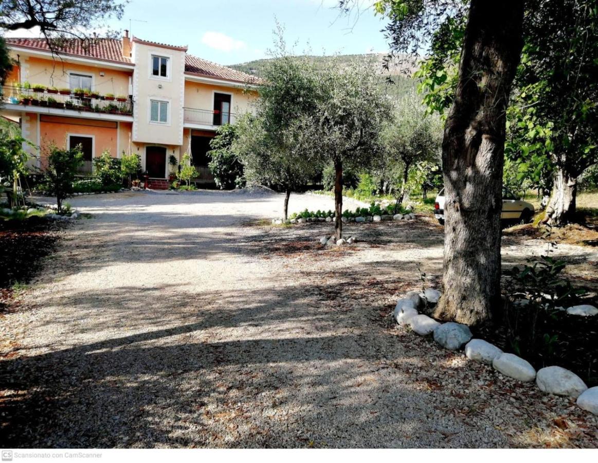 L'Oasi Bed & Breakfast Auletta Екстериор снимка
