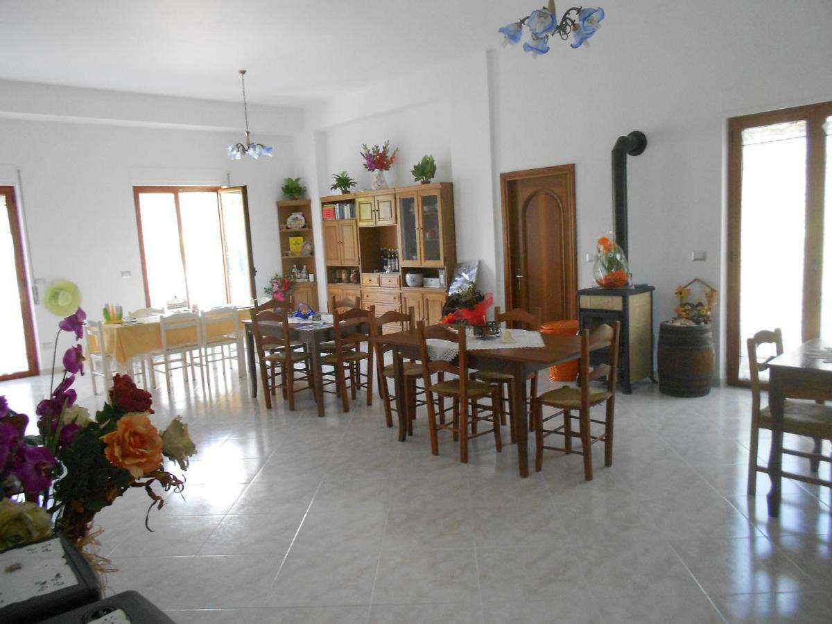 L'Oasi Bed & Breakfast Auletta Екстериор снимка