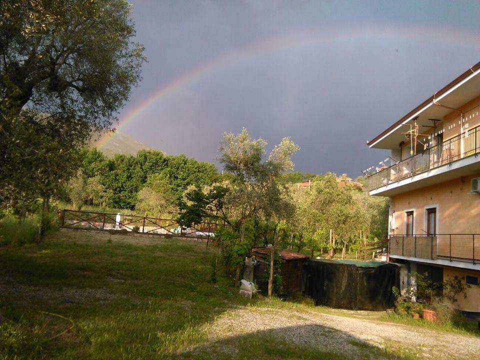 L'Oasi Bed & Breakfast Auletta Екстериор снимка